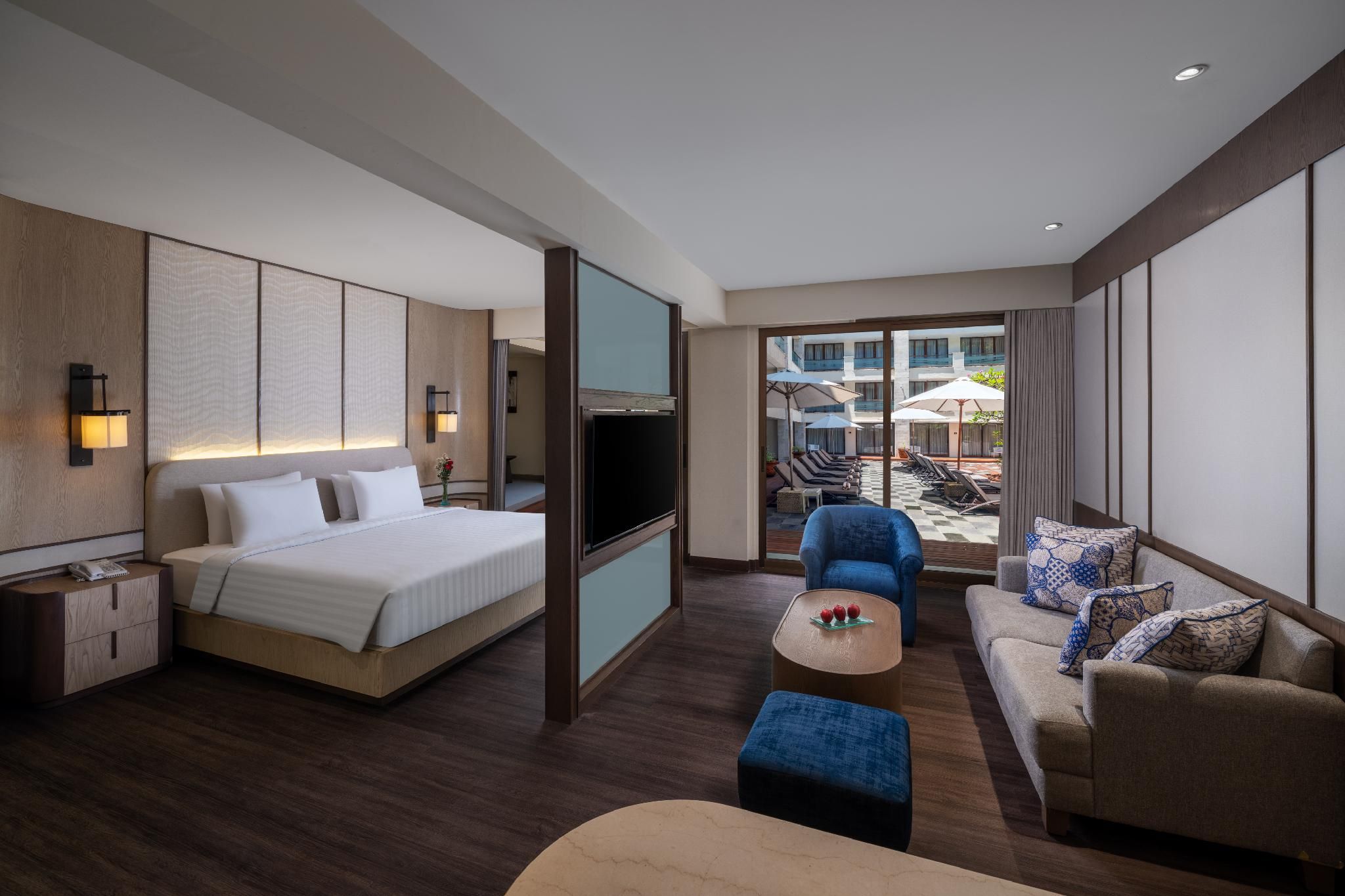 Aston Suite