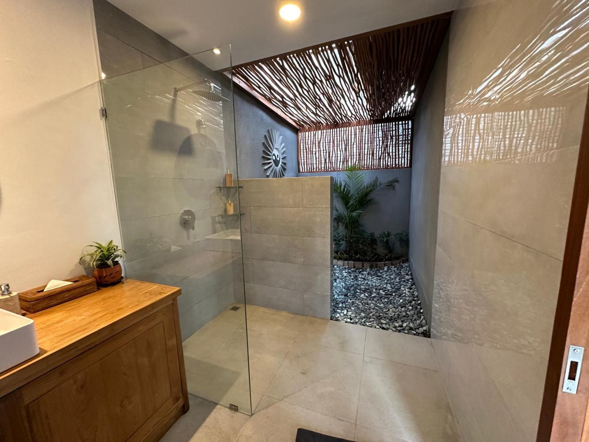 Deluxe Double Room with Extra Bed