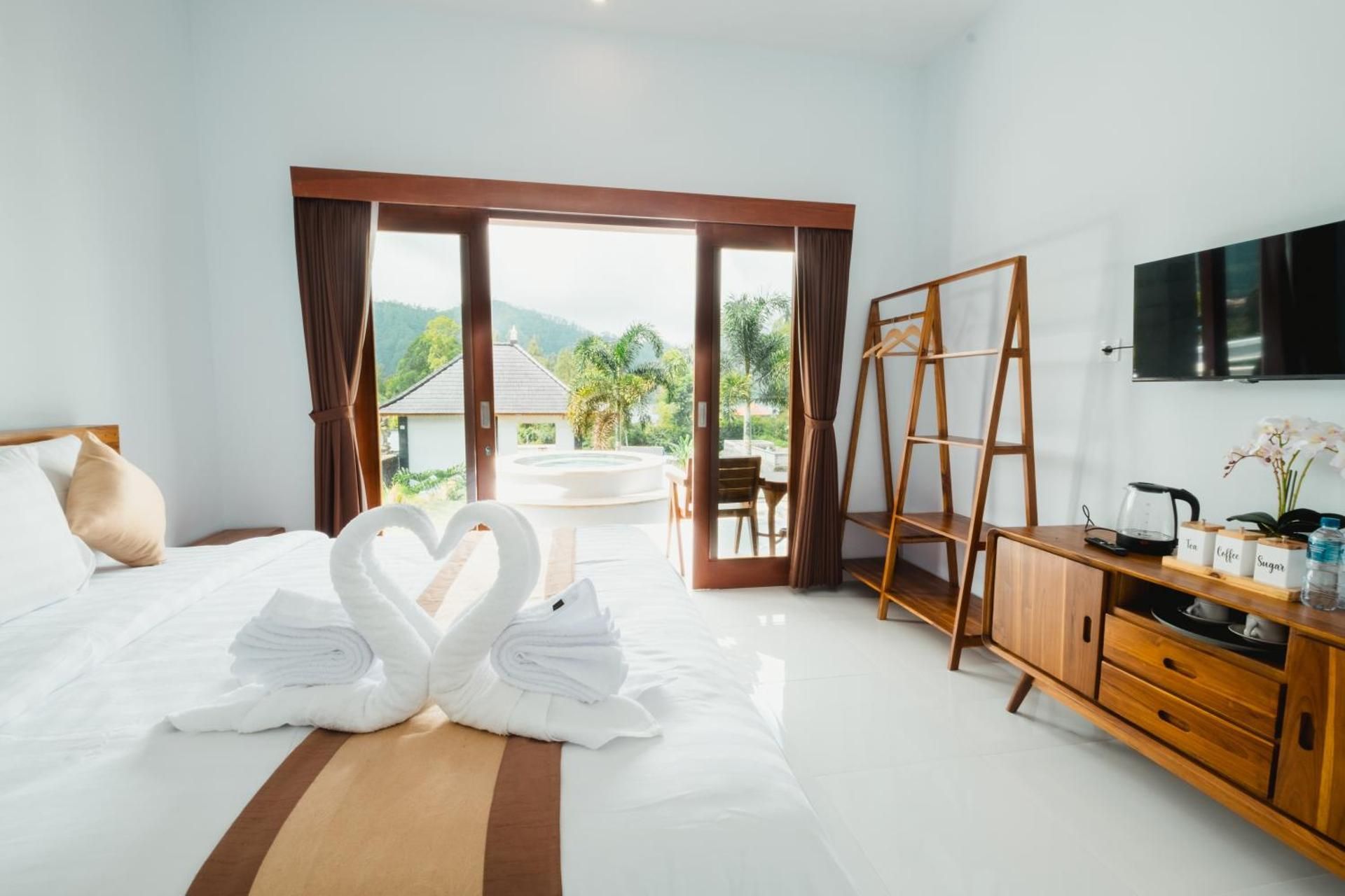 Deluxe Signature Room