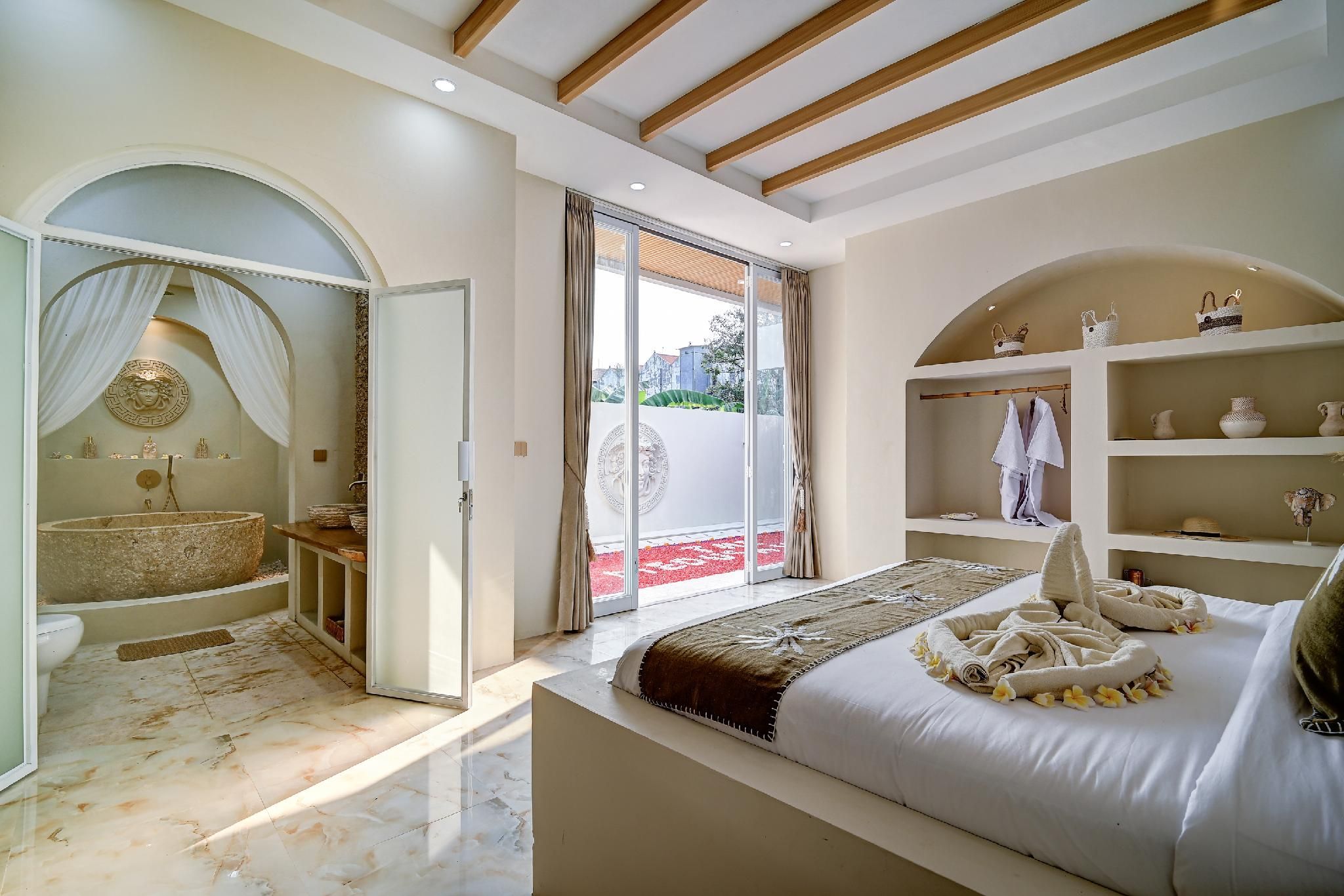 Deluxe Pool Villa