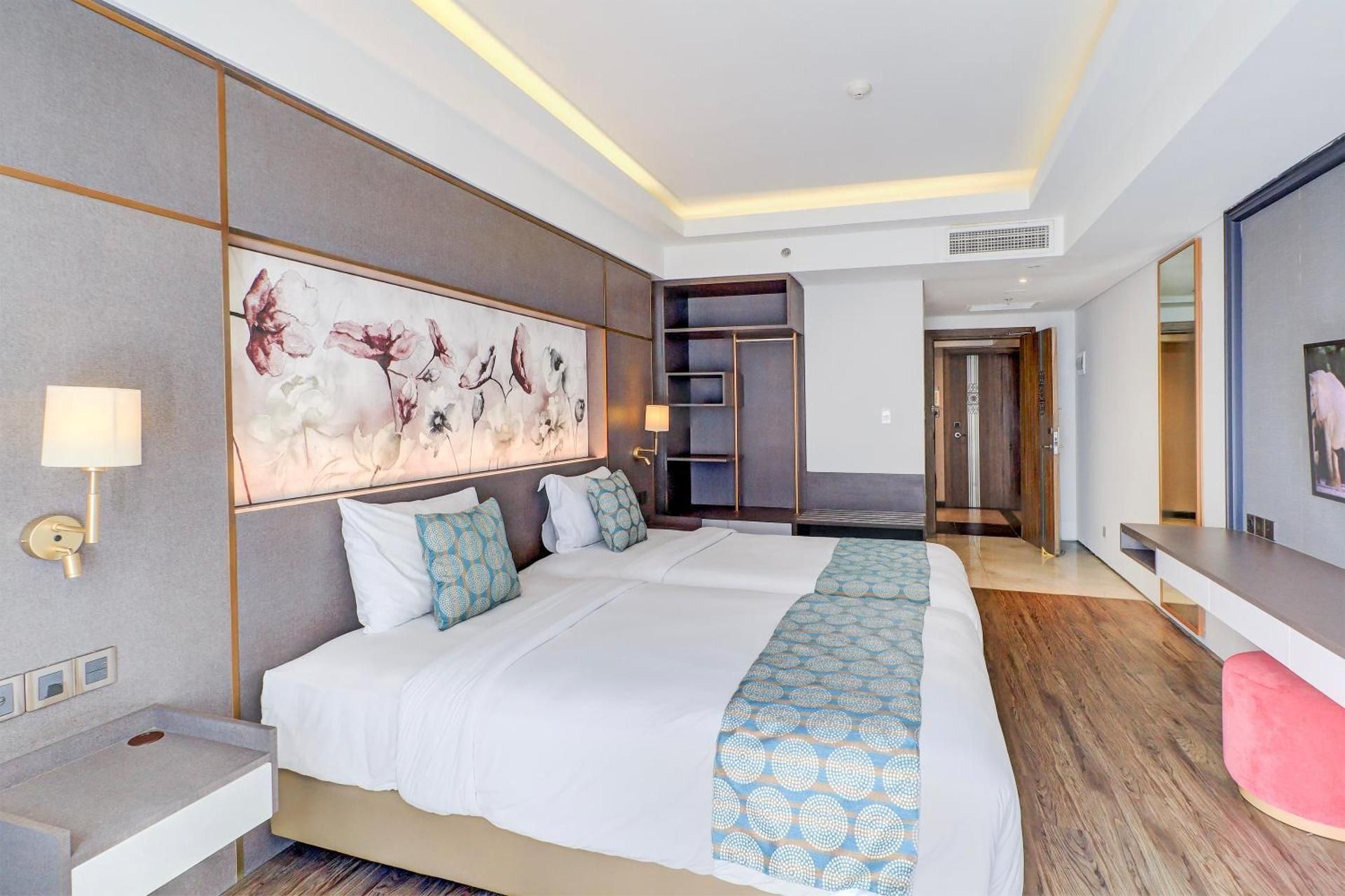Balcony Suite
