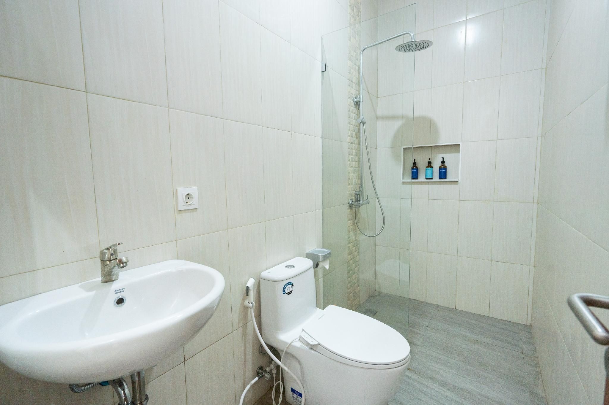 2 Bedroom