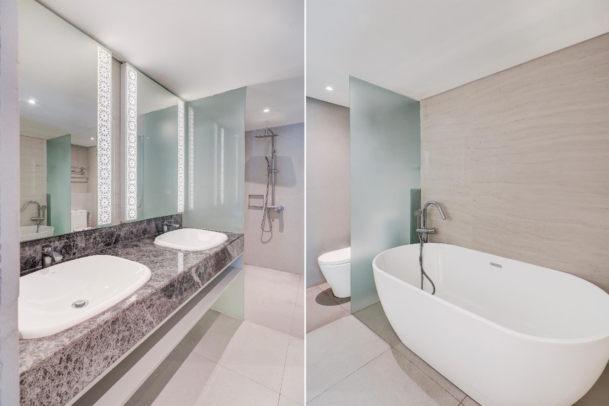 Junior Suite with Balcony