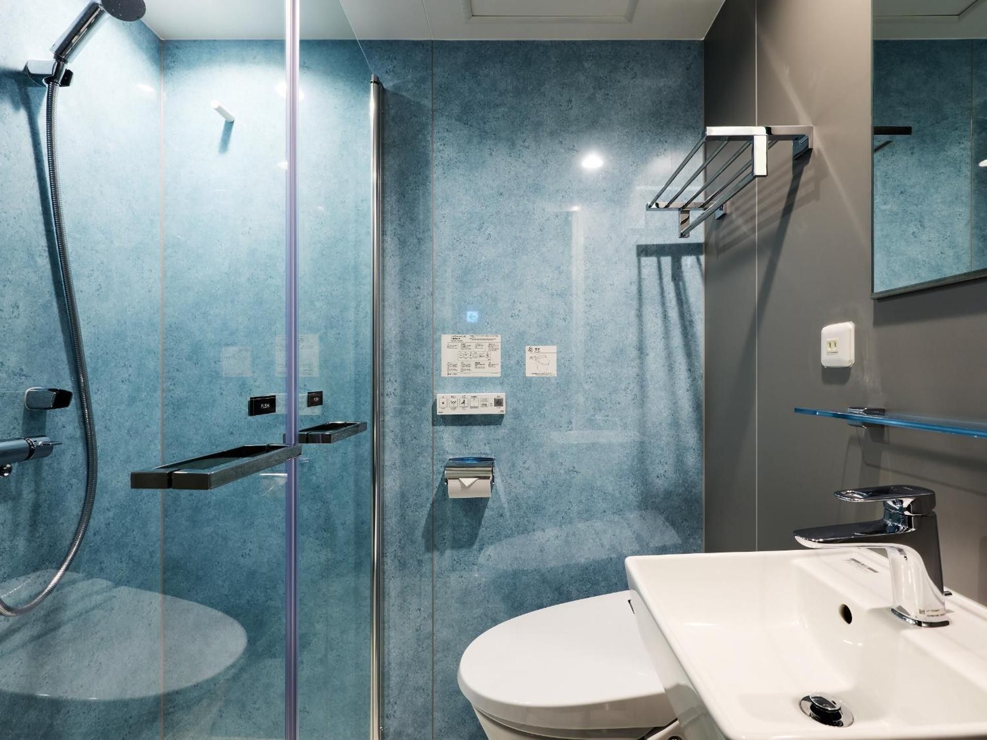 Twin Room with Shower