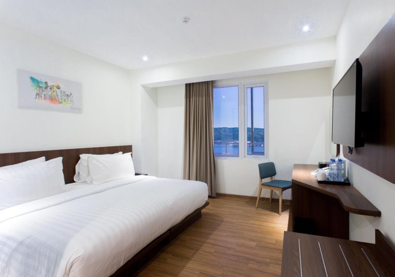 Premiere King Room