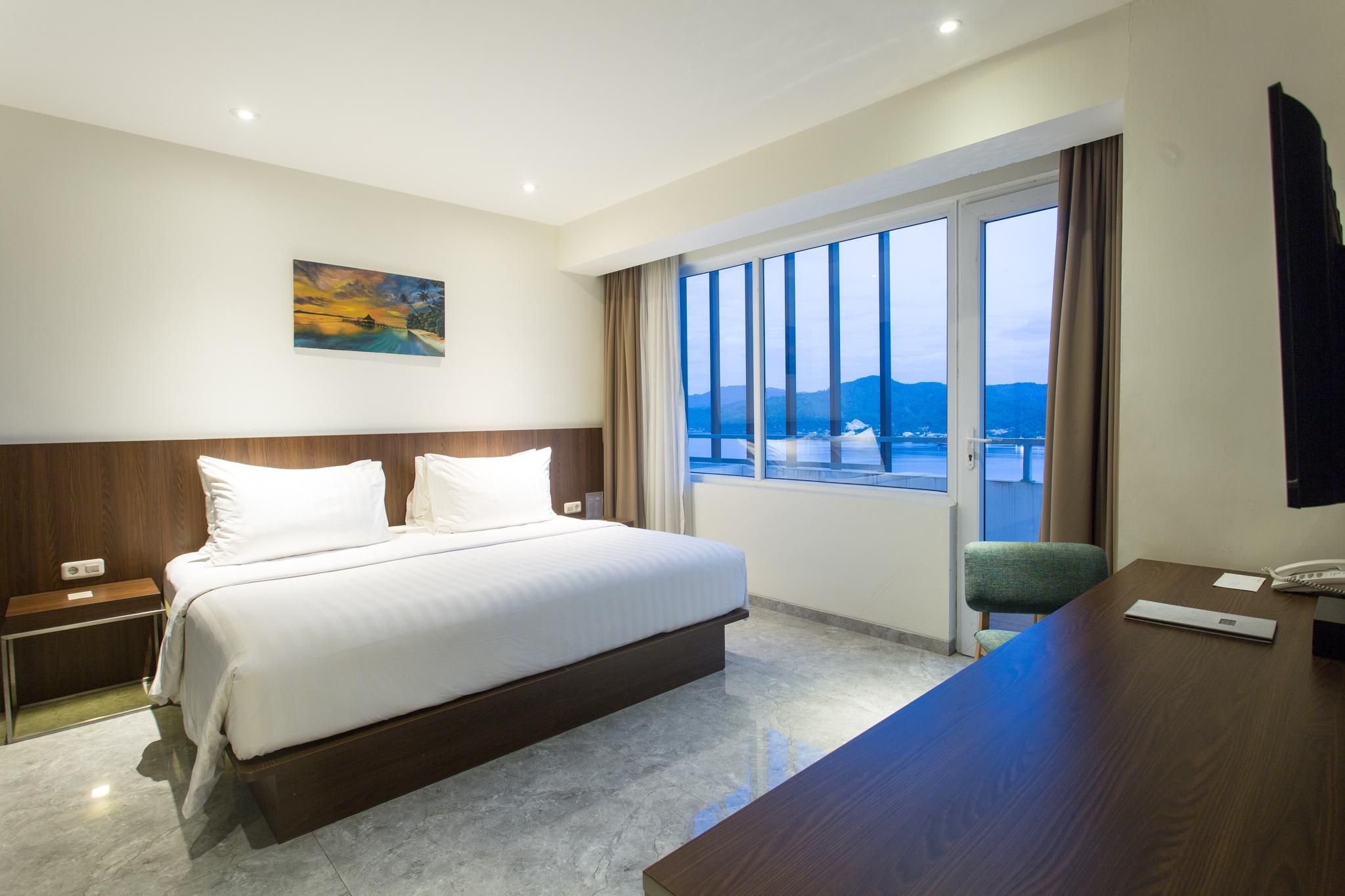 Hotel Santika Premiere Ambon Deluxe Suite