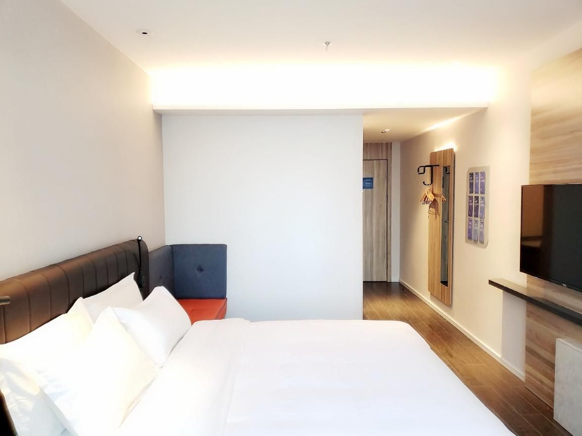 Huazhu - Business Bed Room