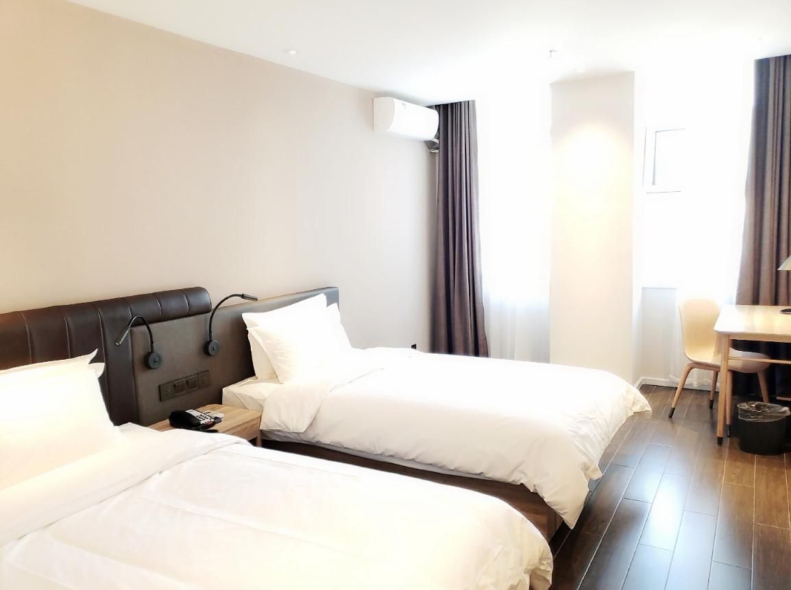 Huazhu - Business Twin Room