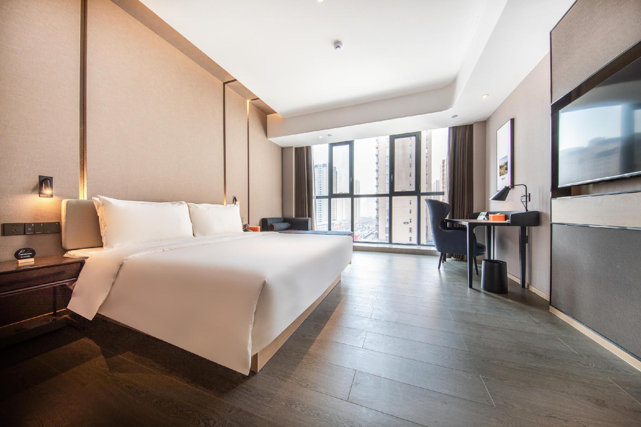 Executive room, Guest room, 1 Queen