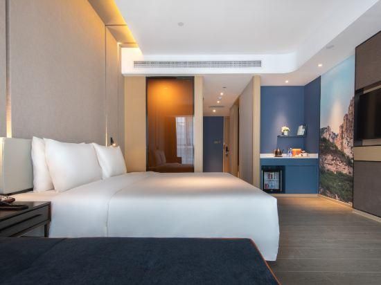 Atour Double Room
