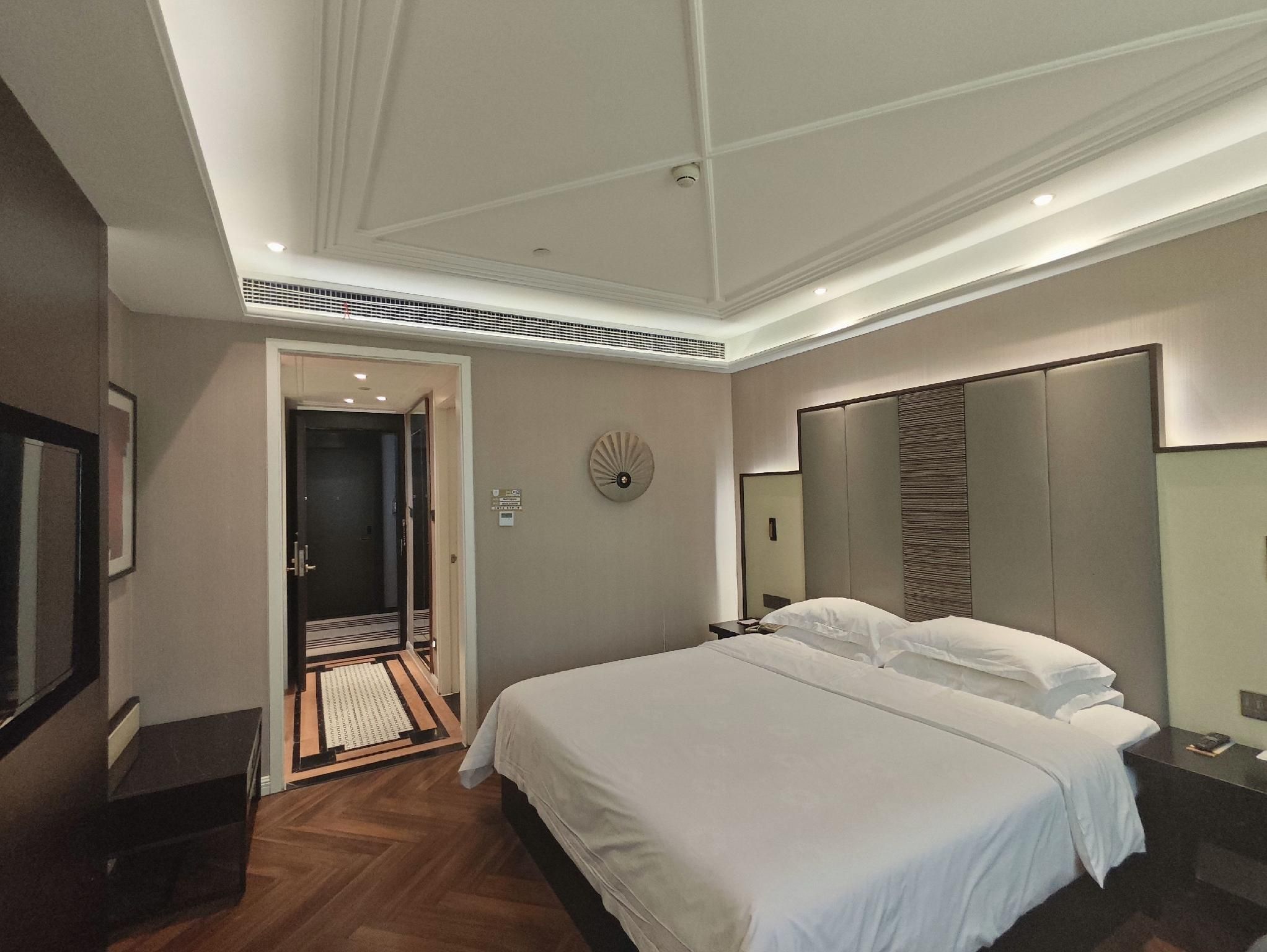 WH - Cinema Business Room