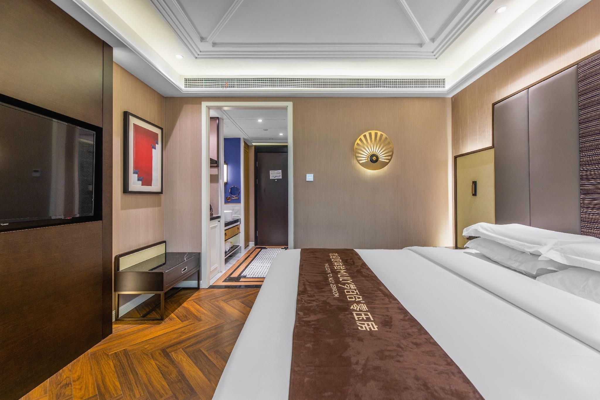 WH - Cinema Business Room