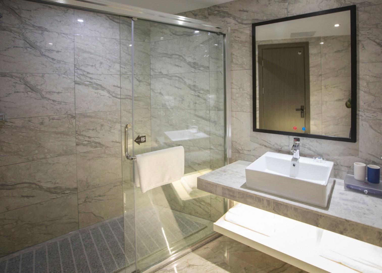 Starway Hotel Ji'an Jinggangshan Avenue People's Square Senior Twin Room-Family 3