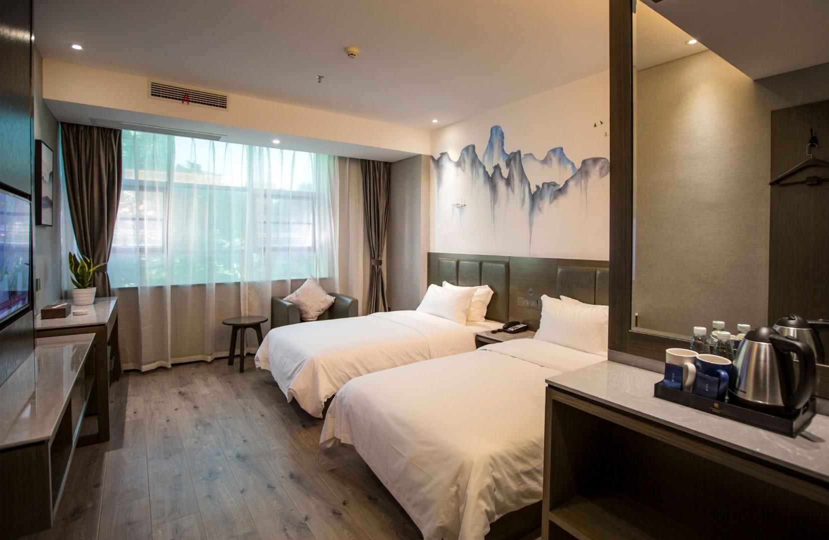 Starway Hotel Ji'an Jinggangshan Avenue People's Square Senior Twin Room-Family