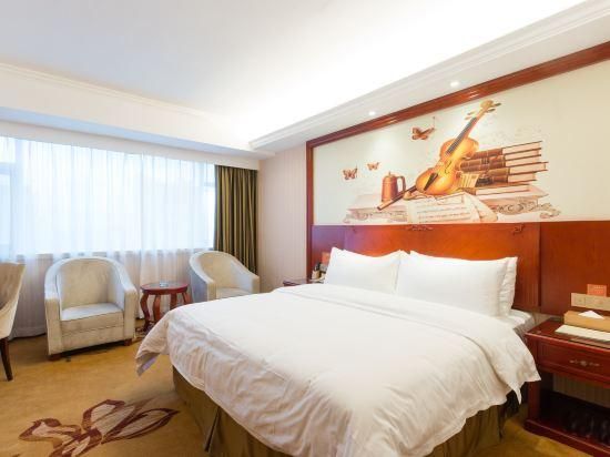 Vienna - Deluxe Room