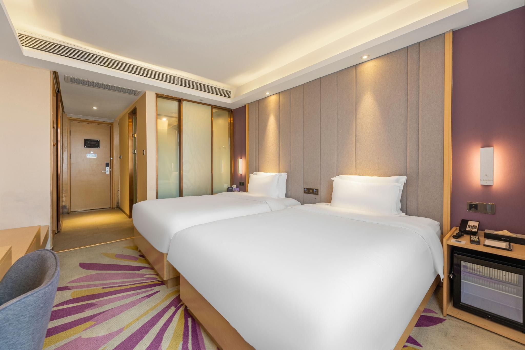 Twin Deluxe Room