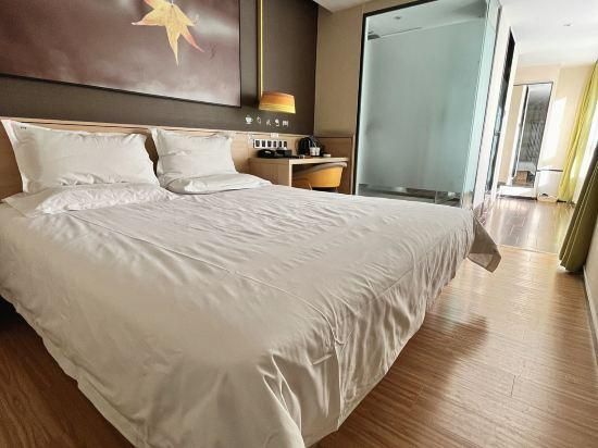 Christmas Double Room