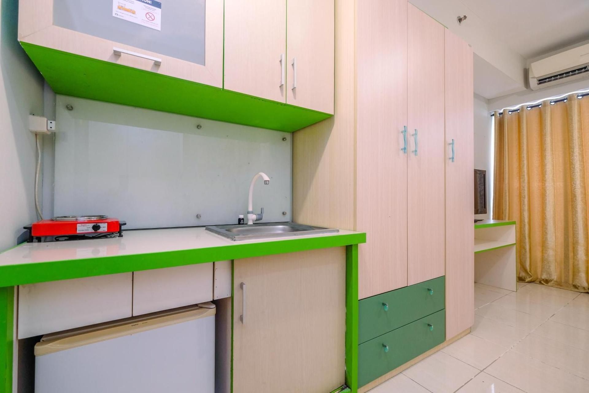 Studio Apartment