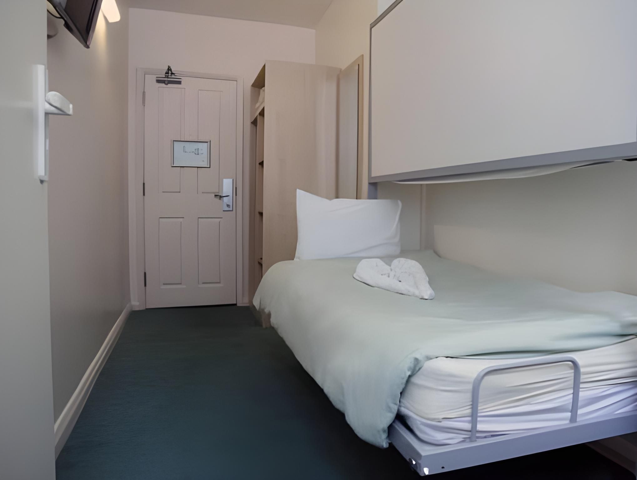 Triple Room - 3 Single Beds