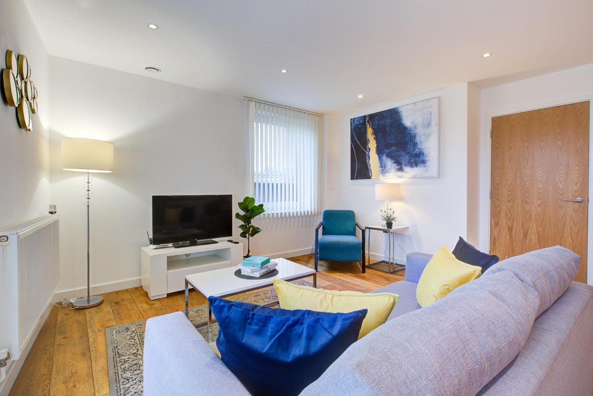 One-Bedroom Apartment