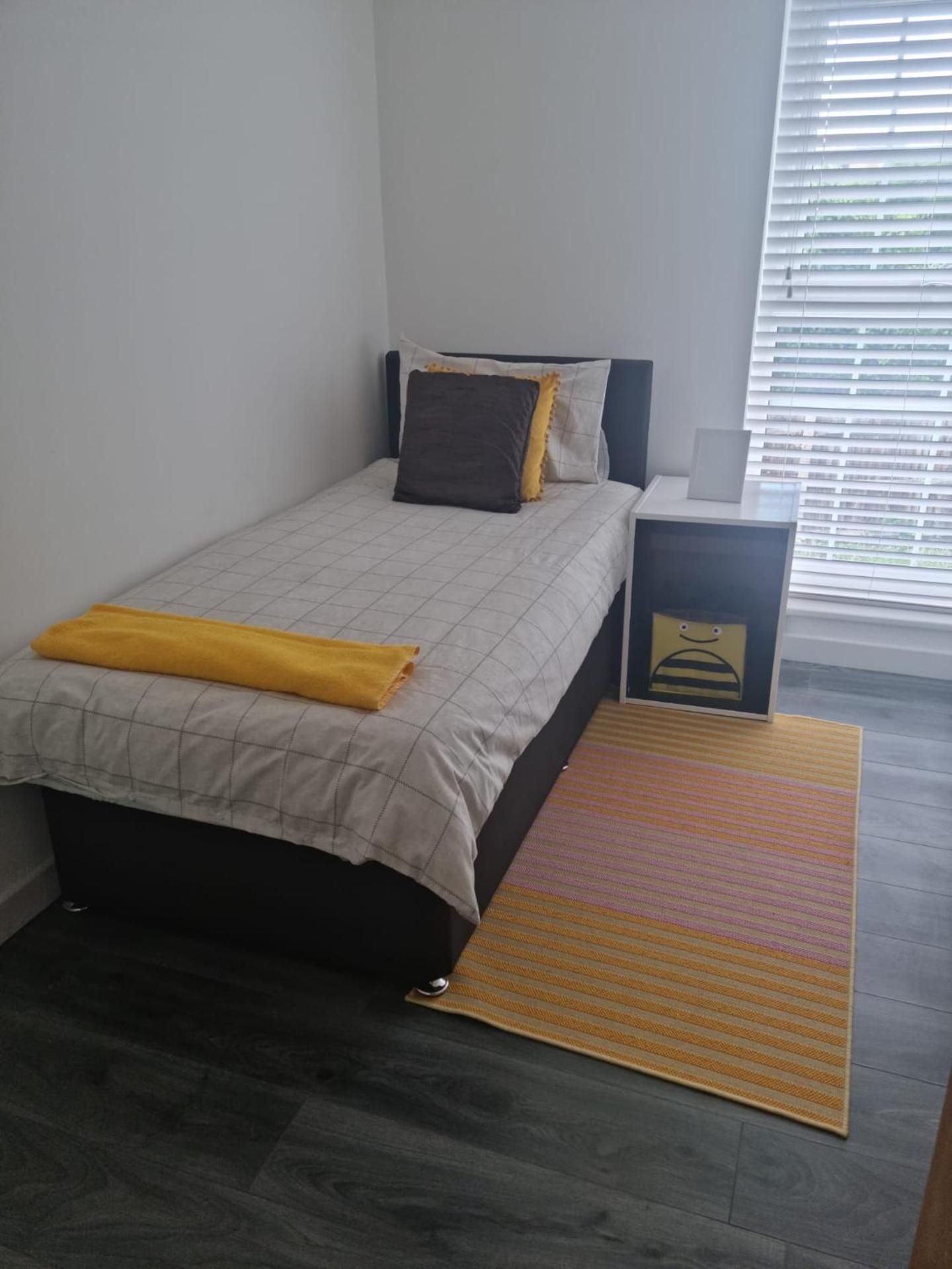 Large Single Room