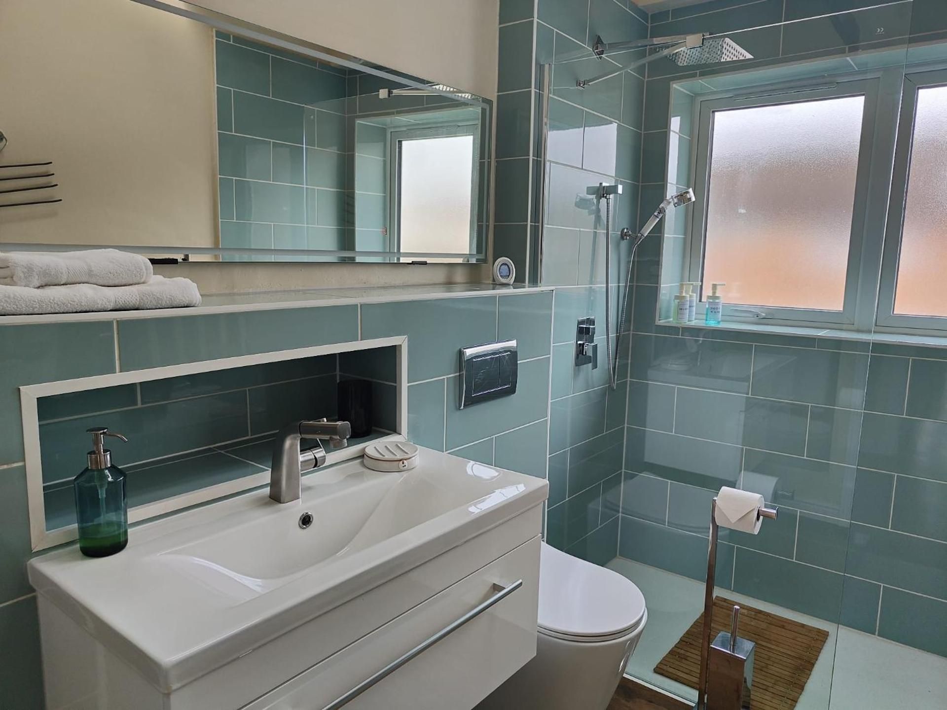 Single Room with Bathroom