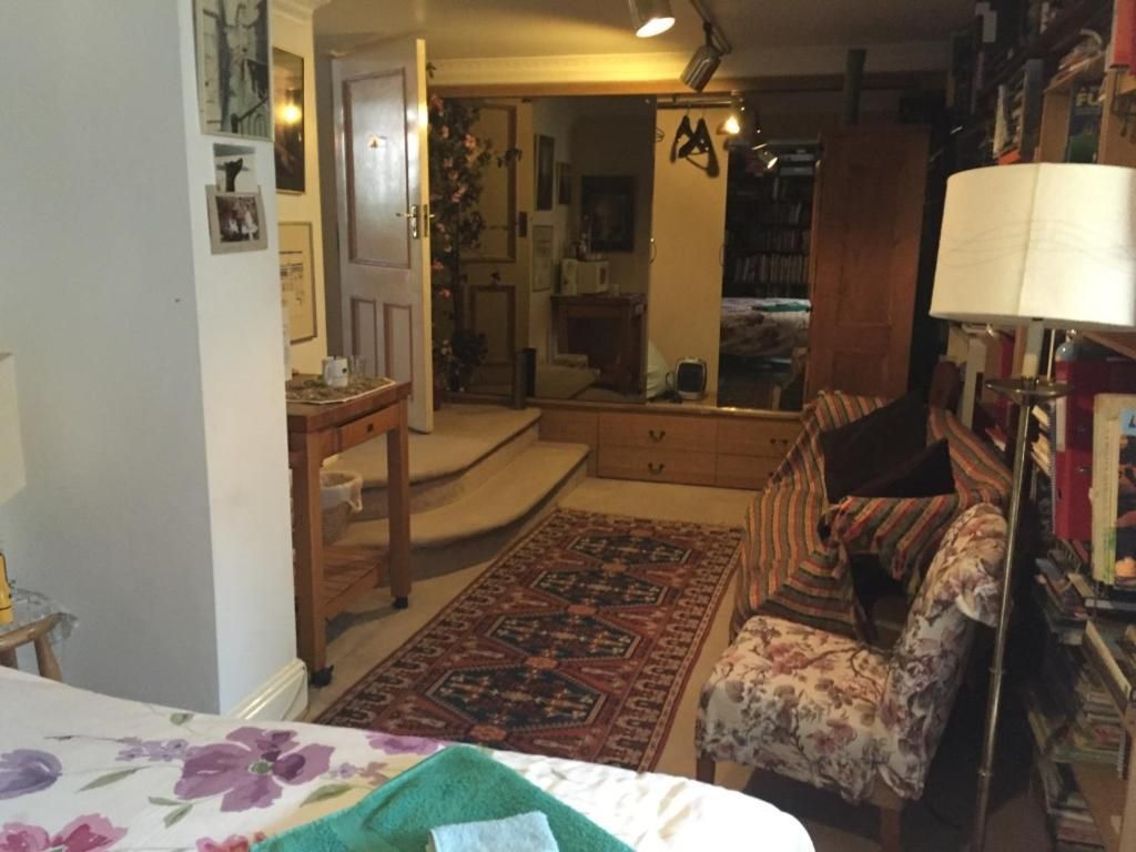 Deluxe Double Room with Shower