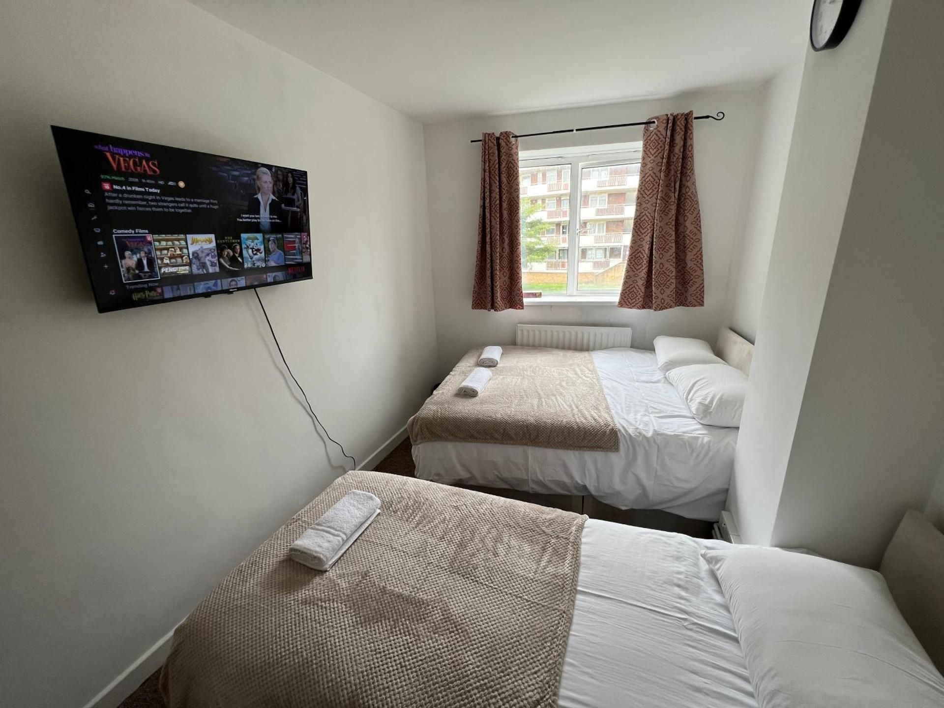 Triple Room with Shared Bathroom