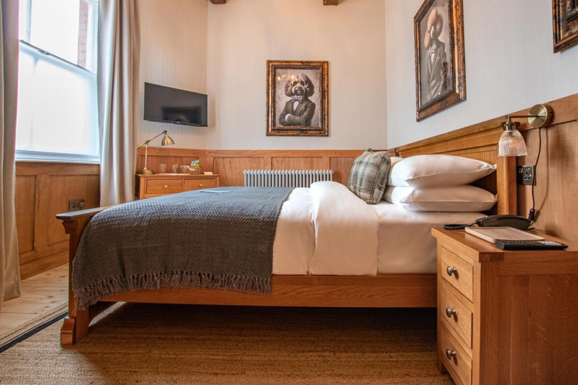 Deluxe Double Room with Bath
