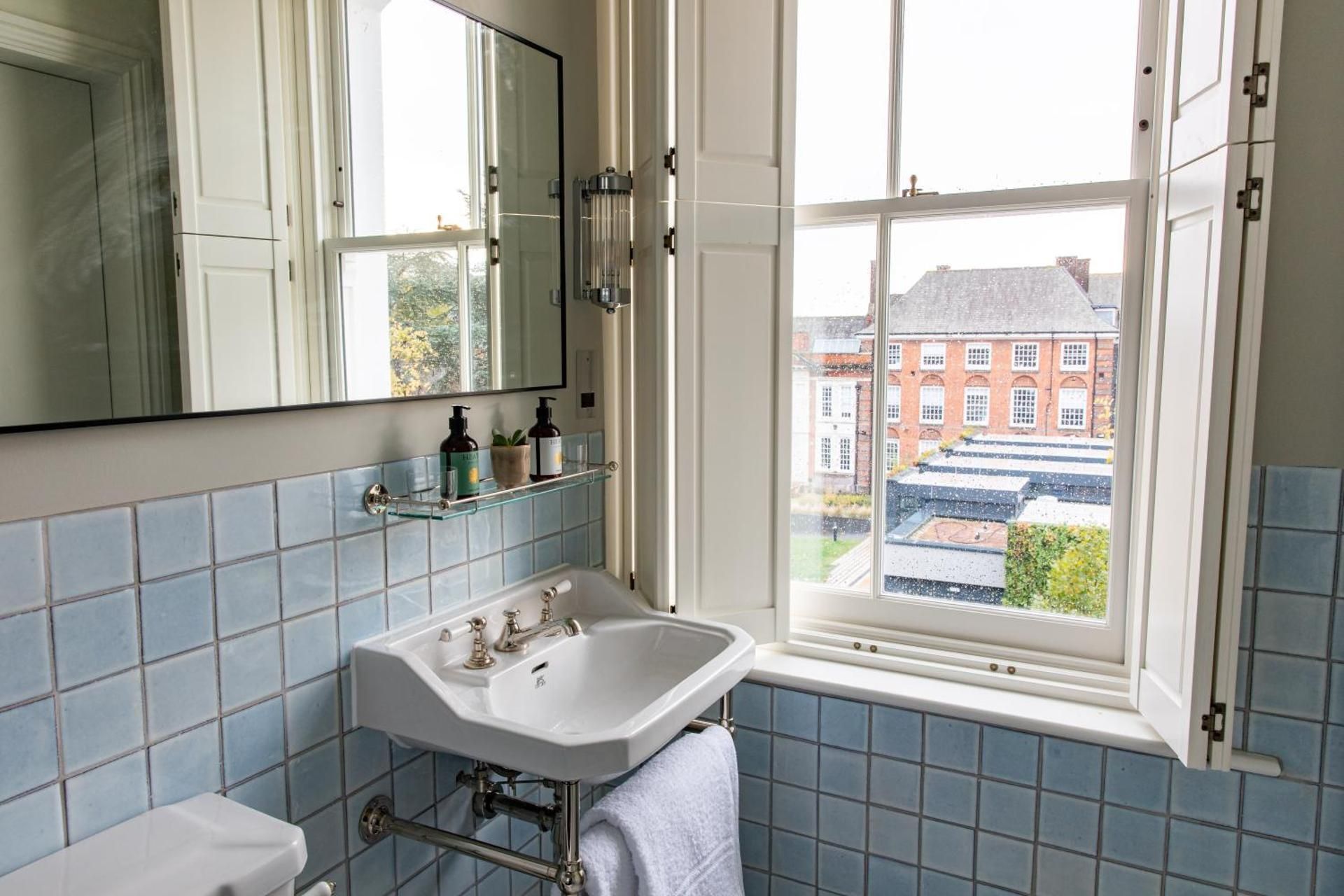 Large Double Room