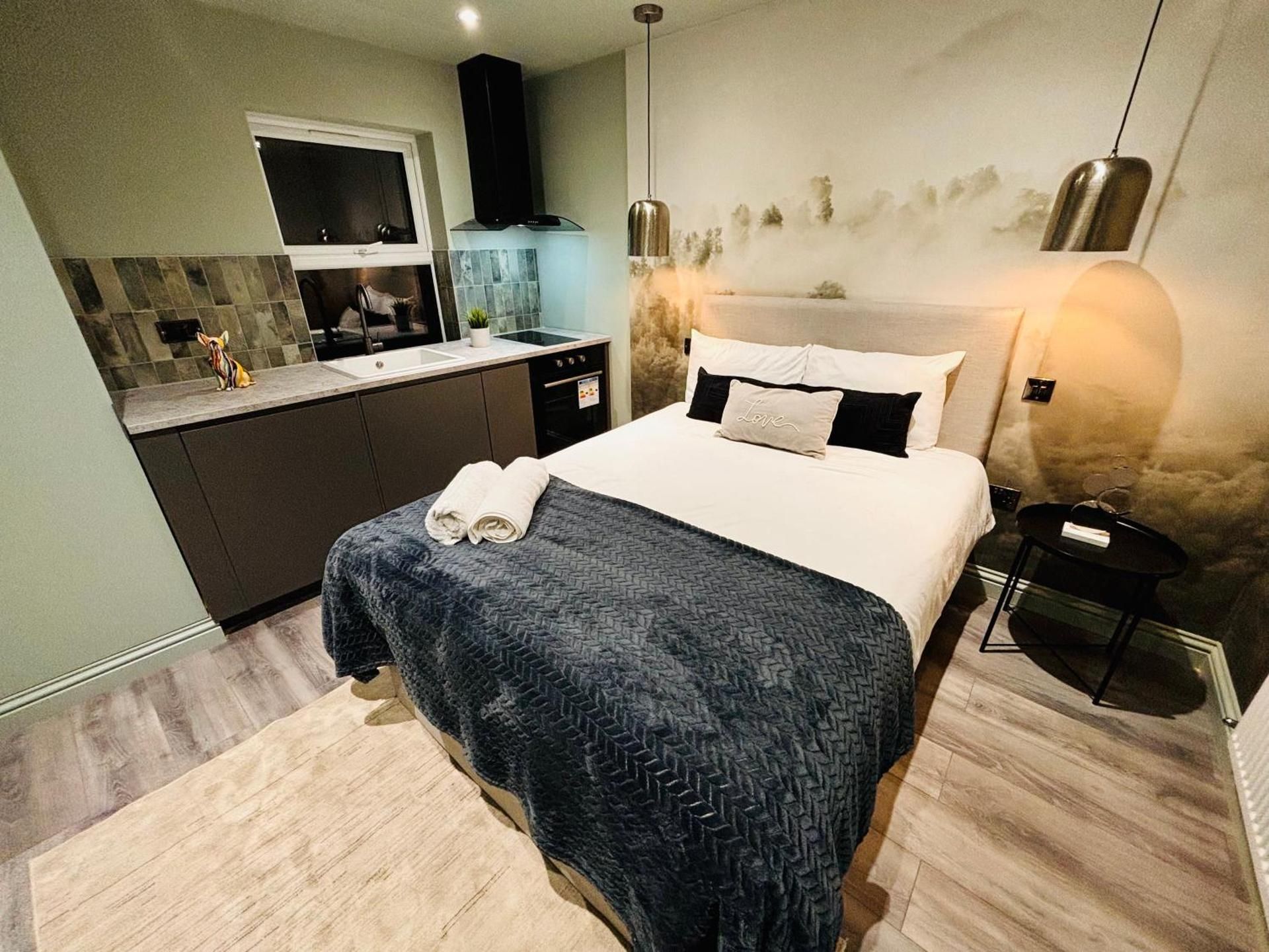 One-Bedroom Apartment