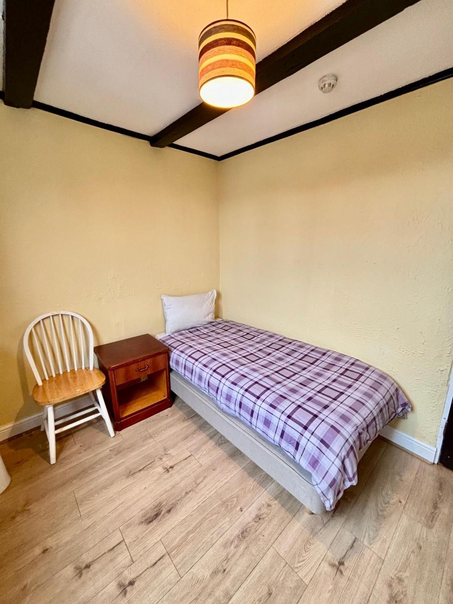 Single Room with Shared Bathroom