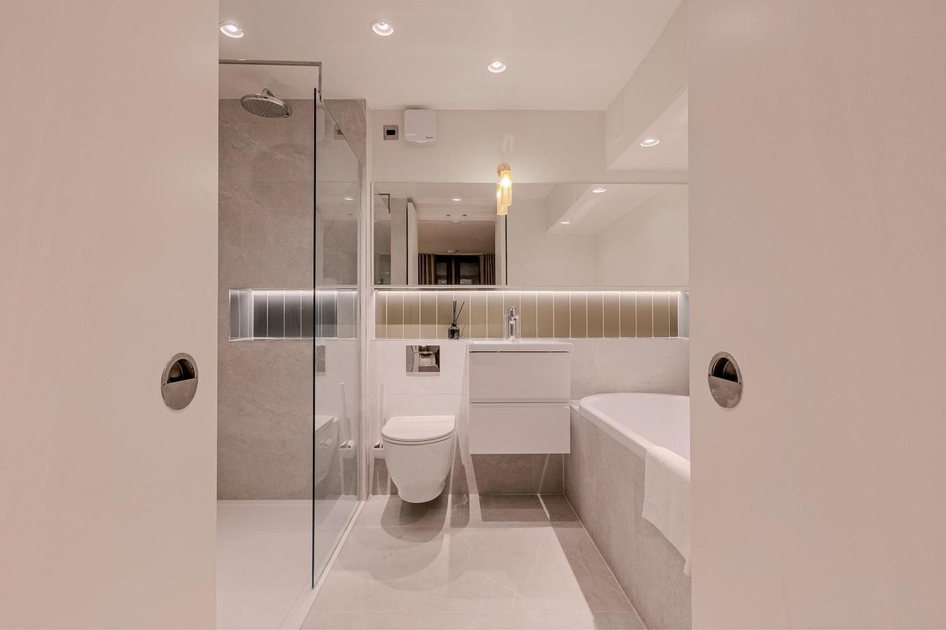 Apartment - Split Level