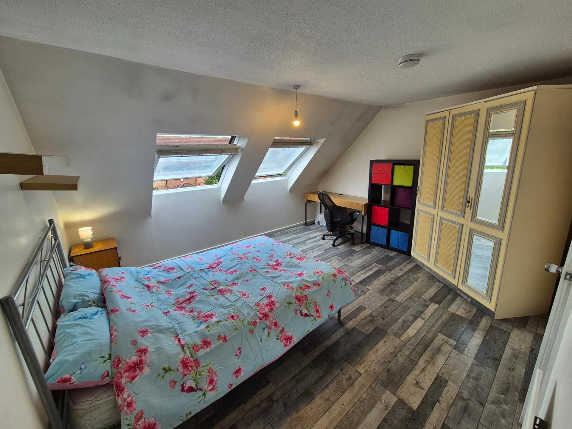Double Room with Private Bathroom