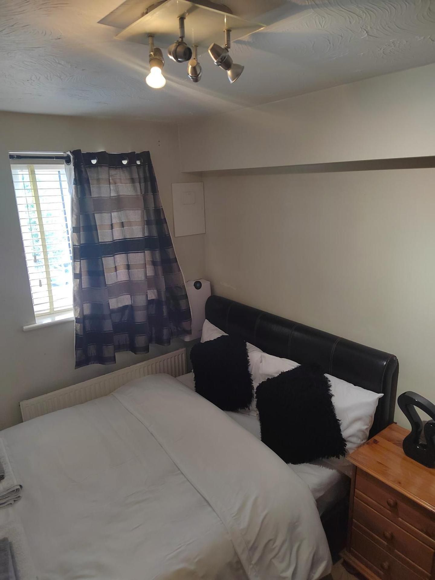 Double Room with Shared Toilet
