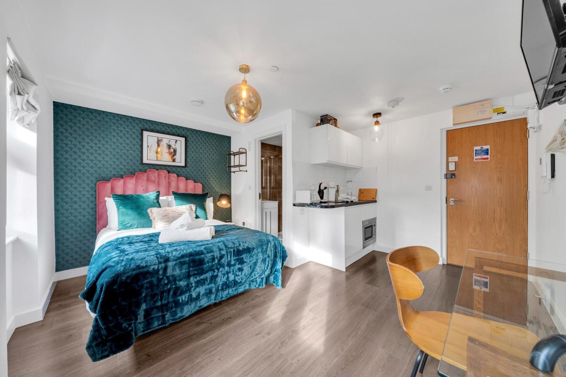Studio Apartment