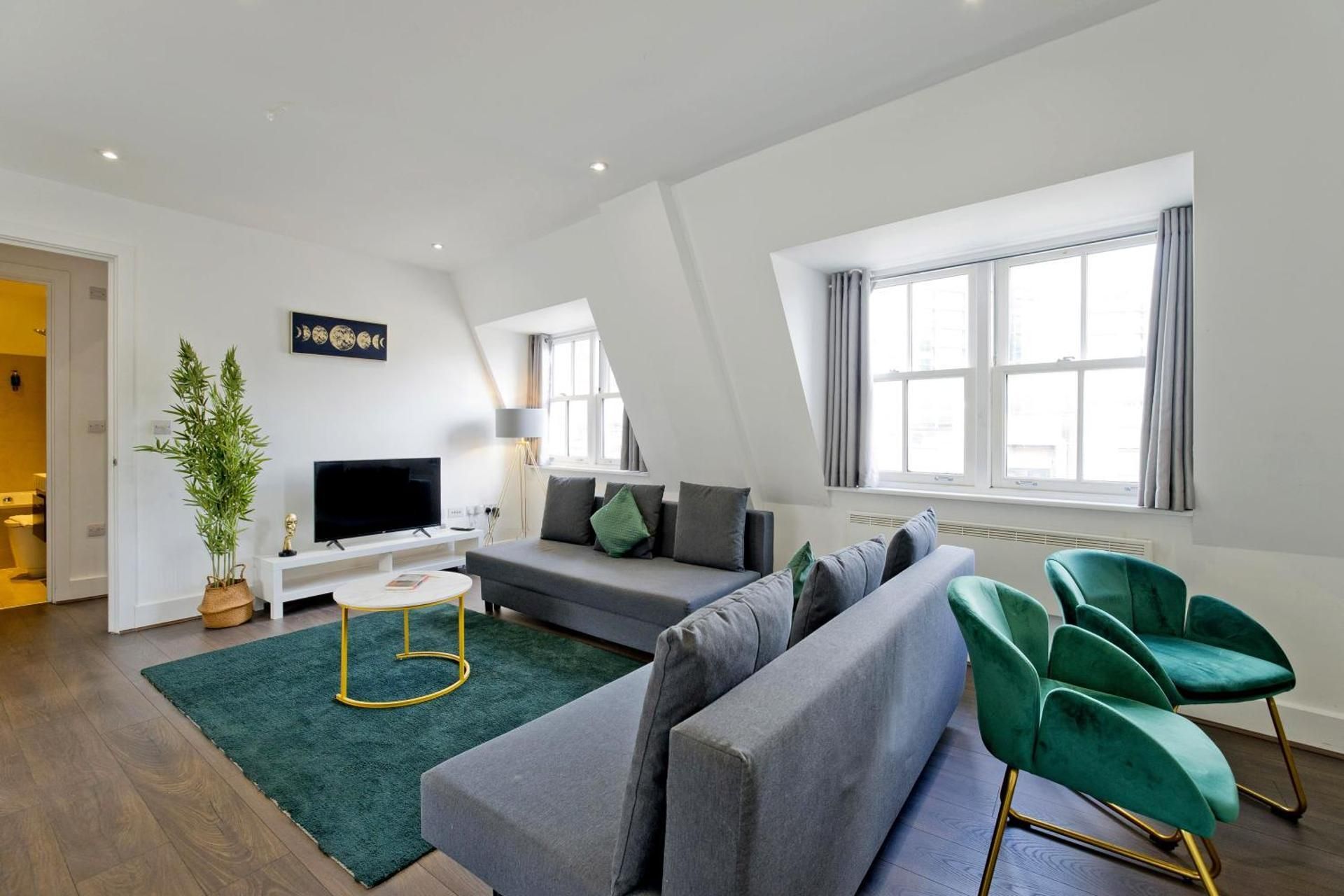 One-Bedroom Apartment