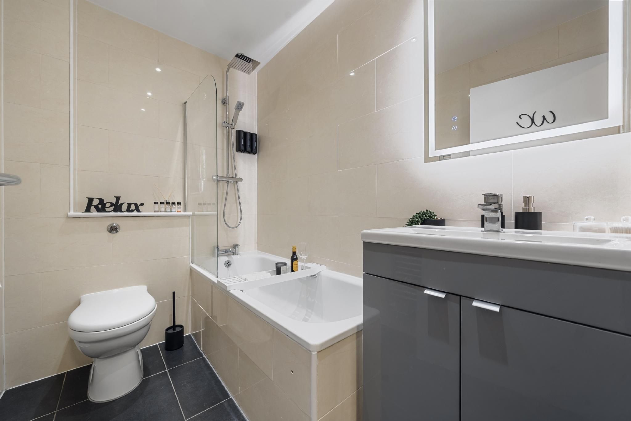 Apartment-Private Bathroom