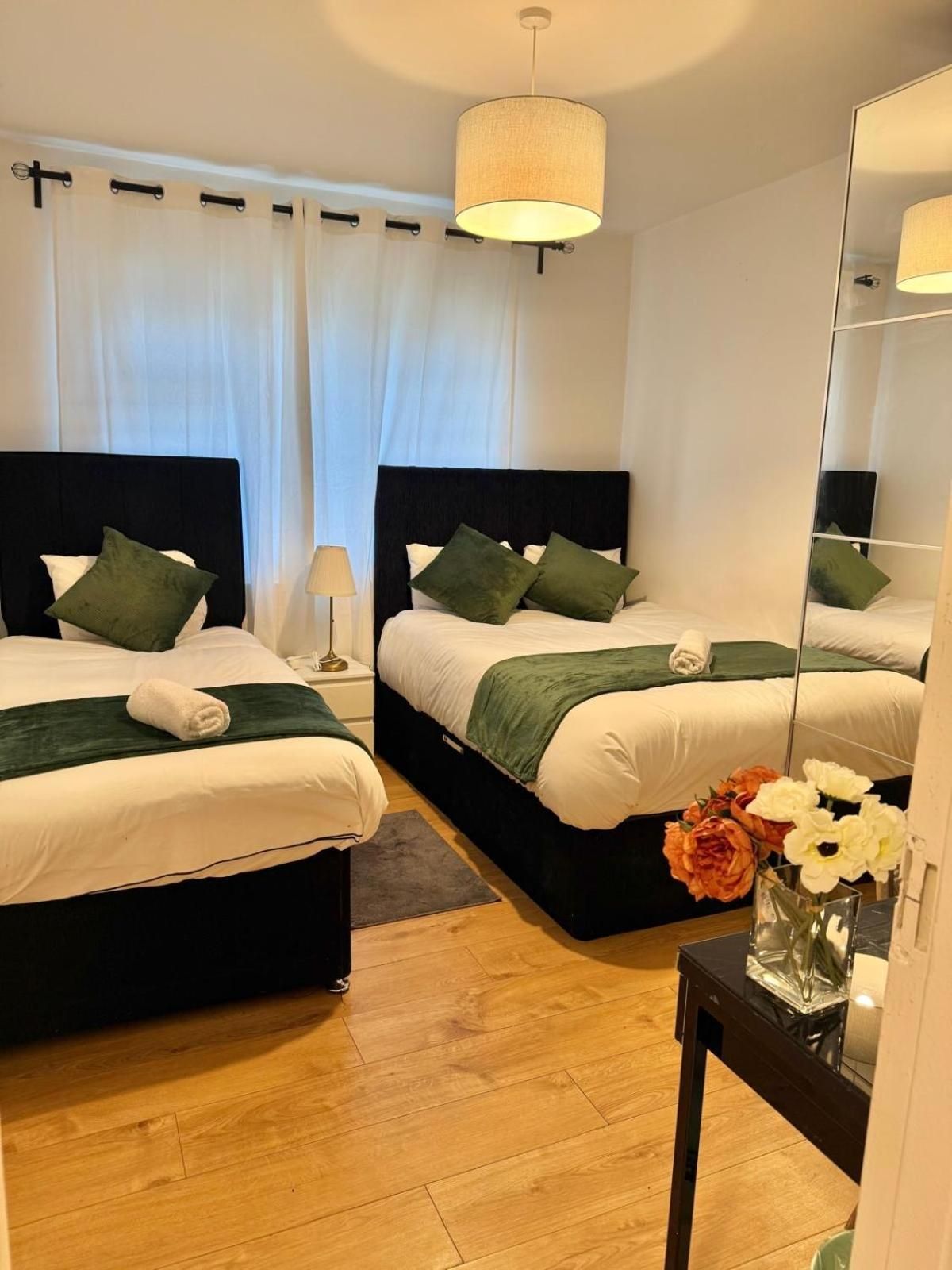 Triple Room with Garden View