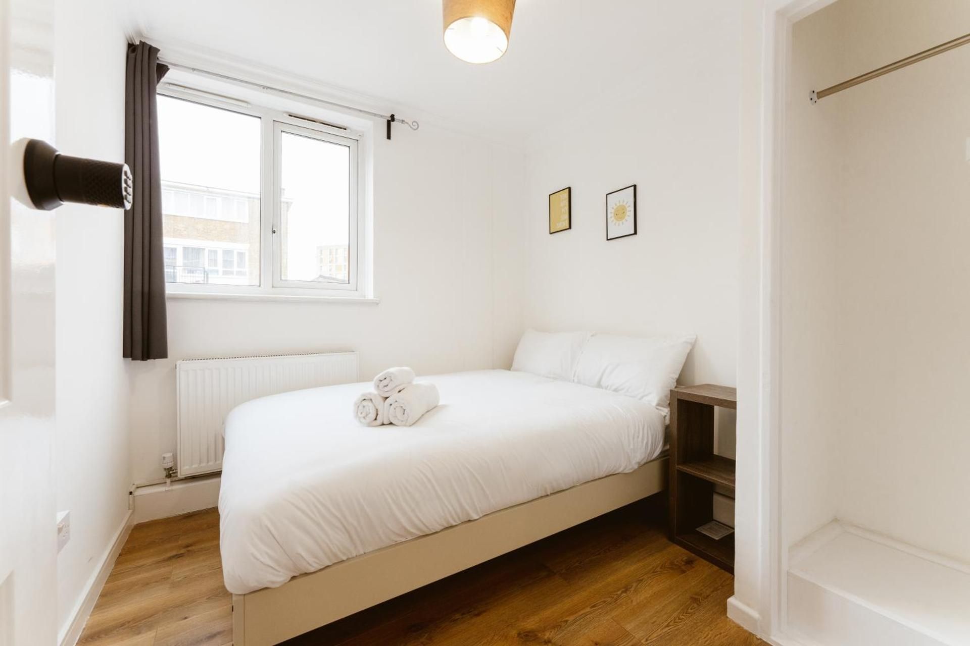 Double Room with Shared Bathroom Room 4