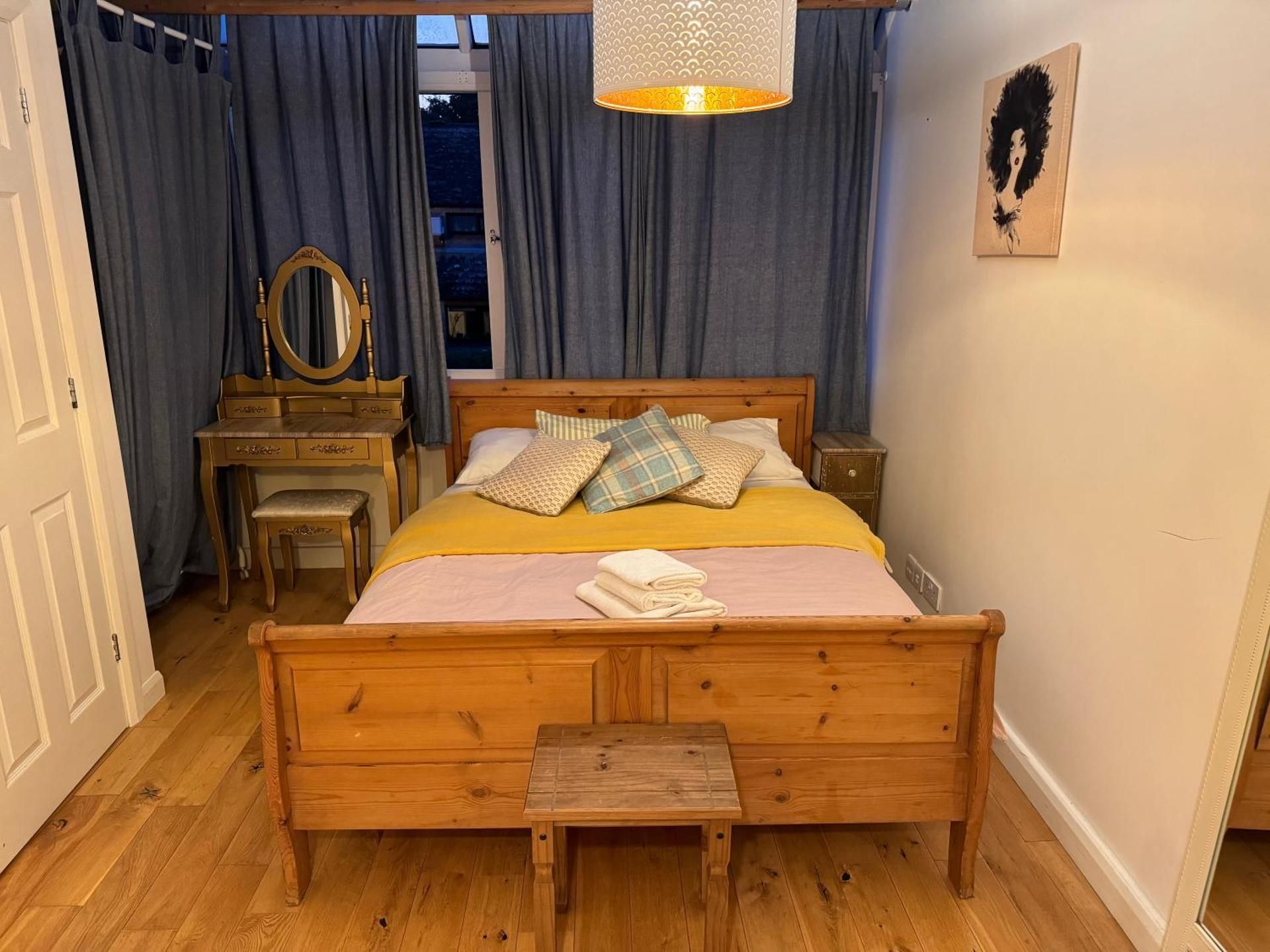 Deluxe Double or Twin Room with City View