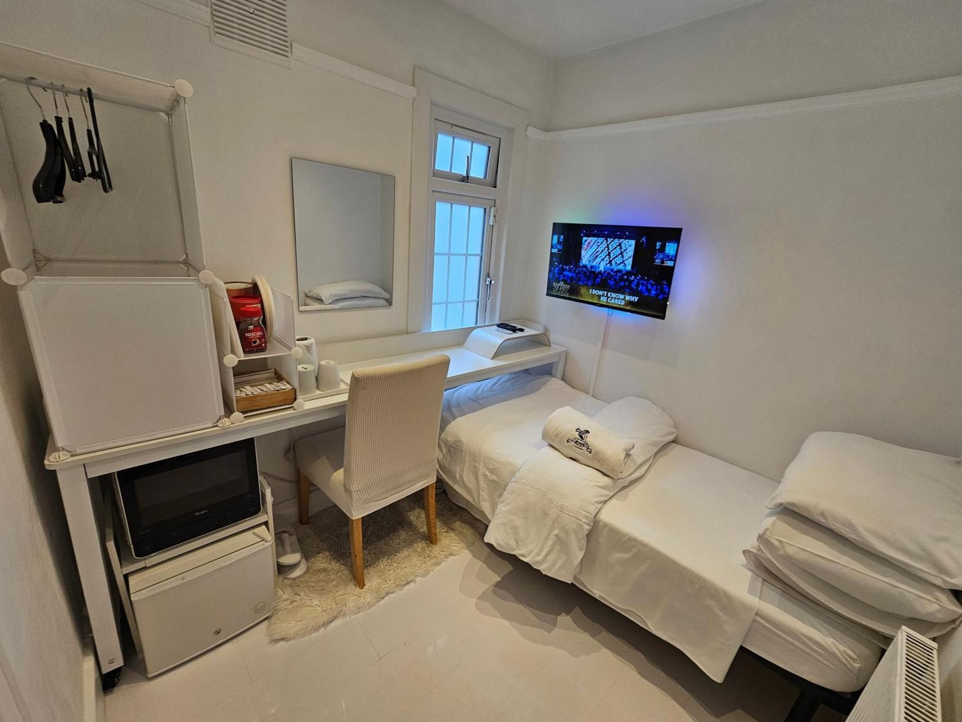 Budget Single Room