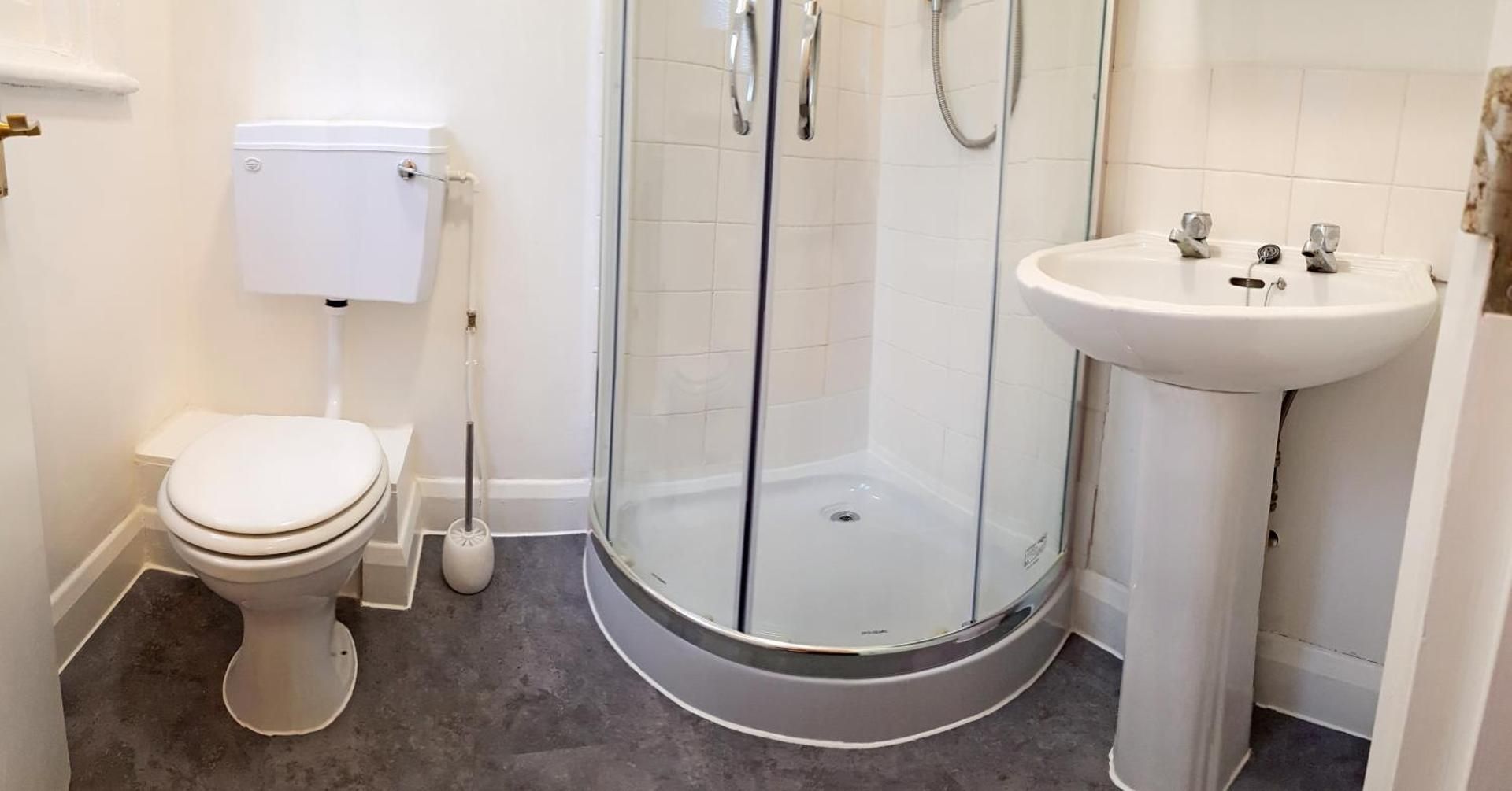 Double Room with Private Bathroom