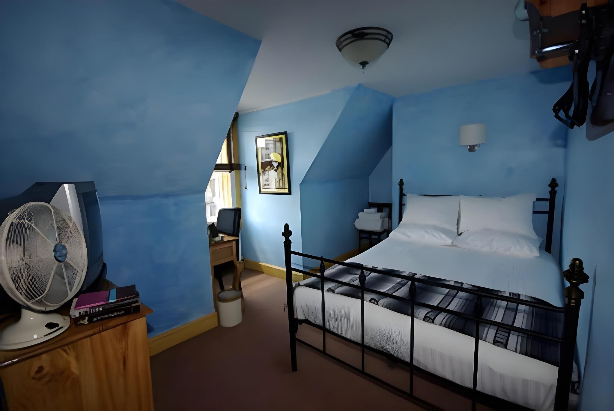 Standard Double Room - Shared