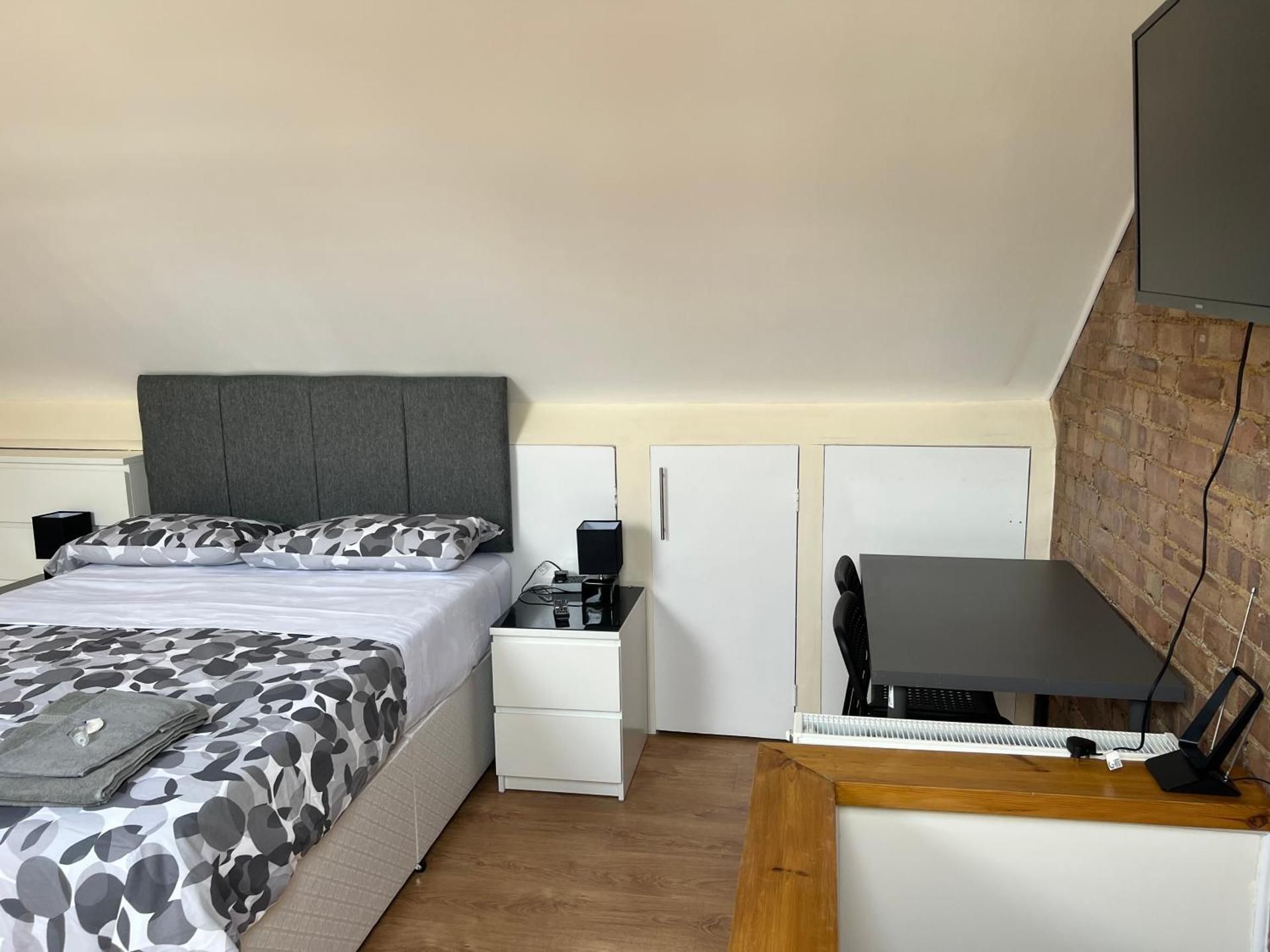 Double Room with Private Bathroom
