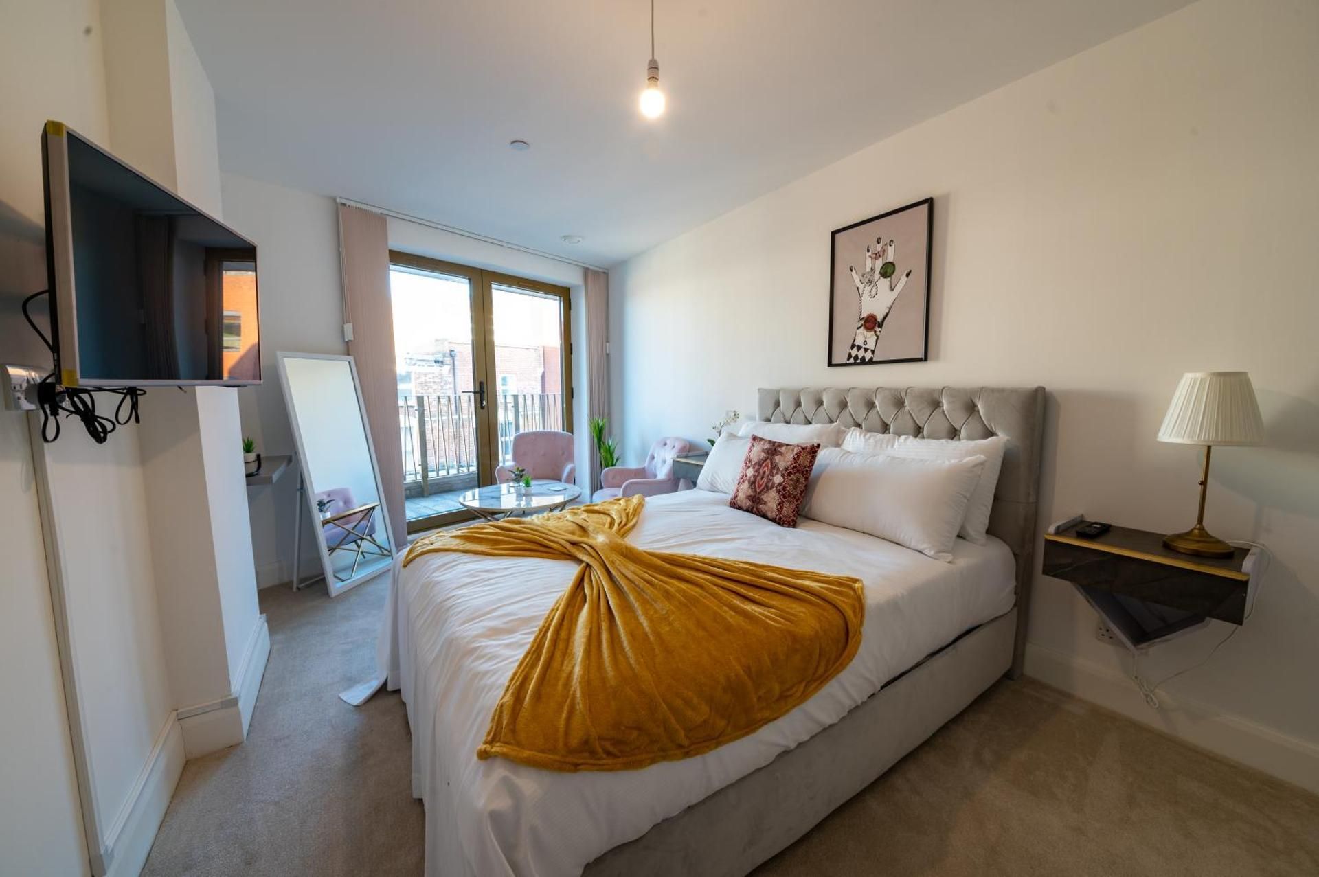 Two-Bedroom Deluxe Apartment