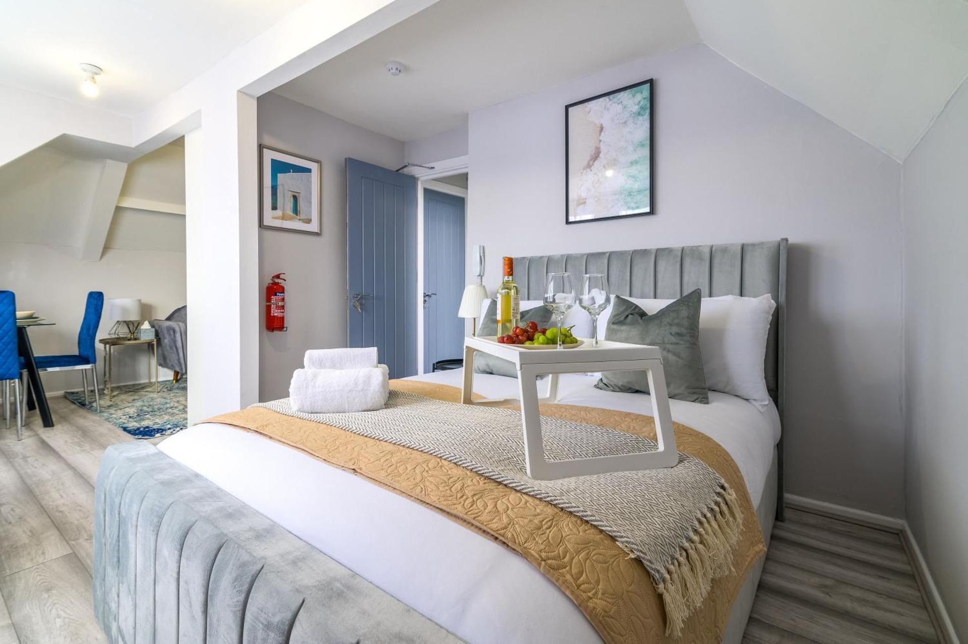Deluxe Family Room