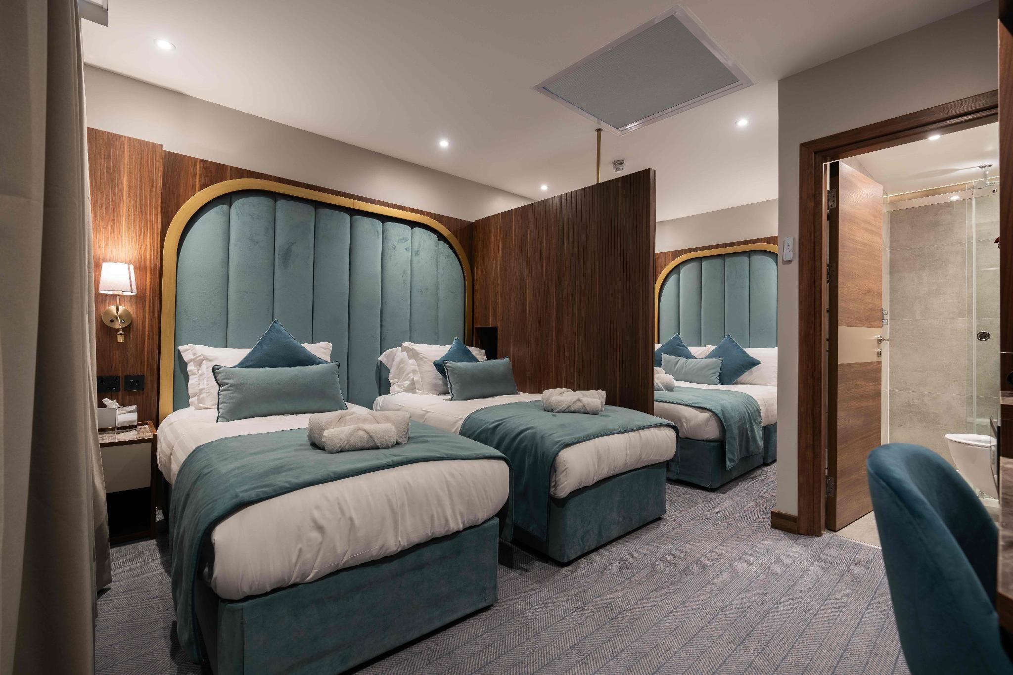 Quad Room