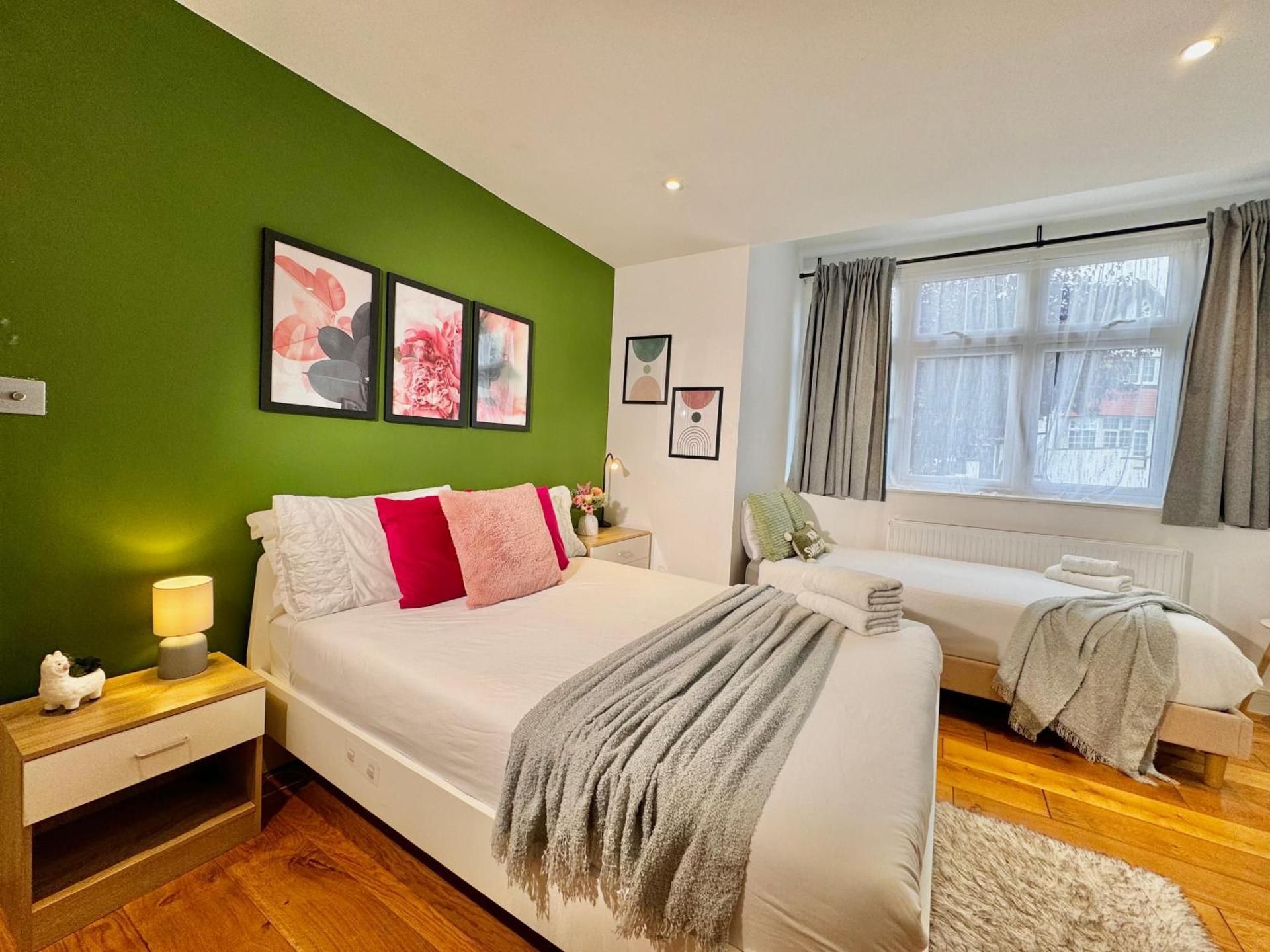 Deluxe Double Room with Extra Bed