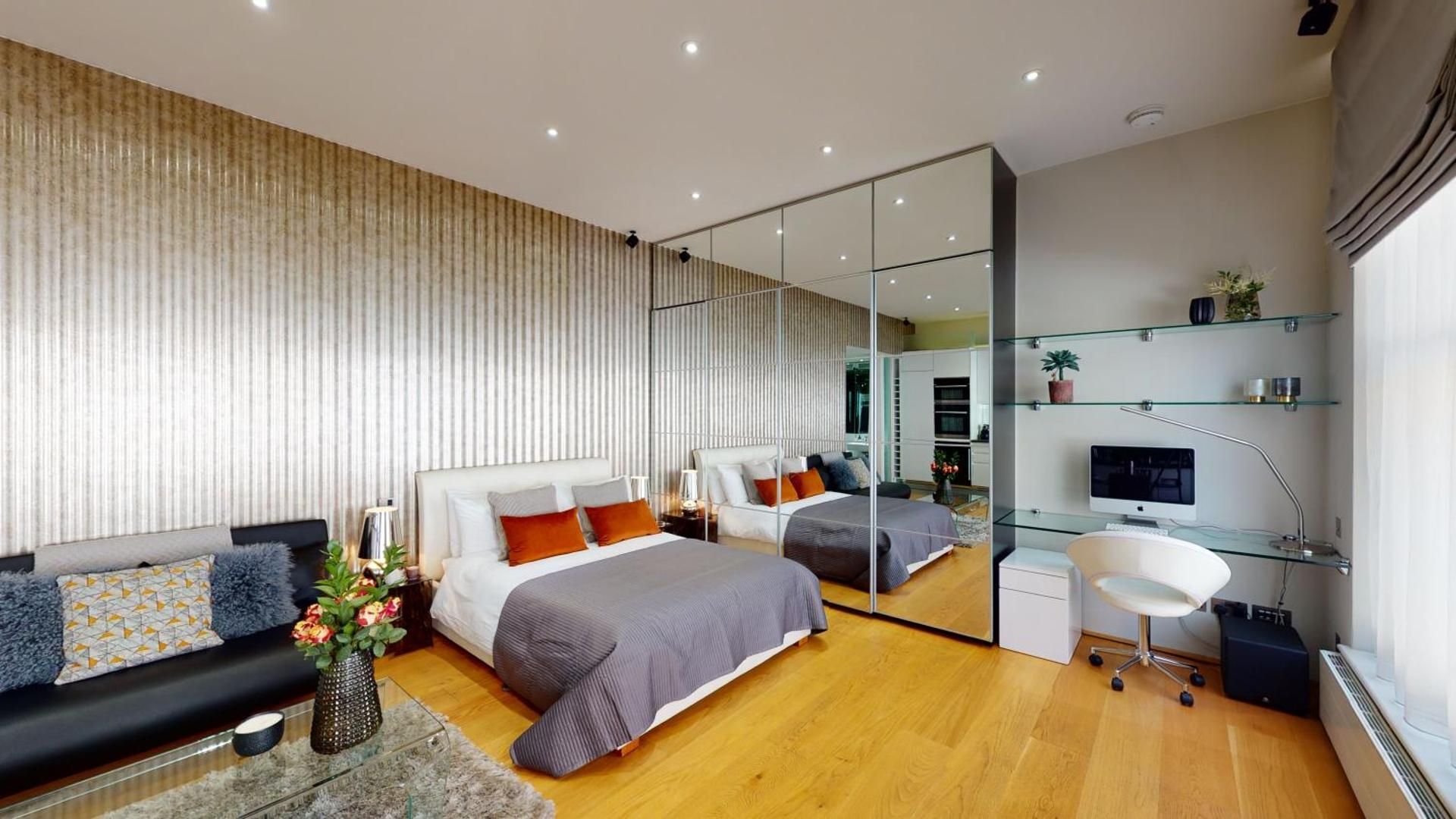 Flat 3 - Large Studio Apartment